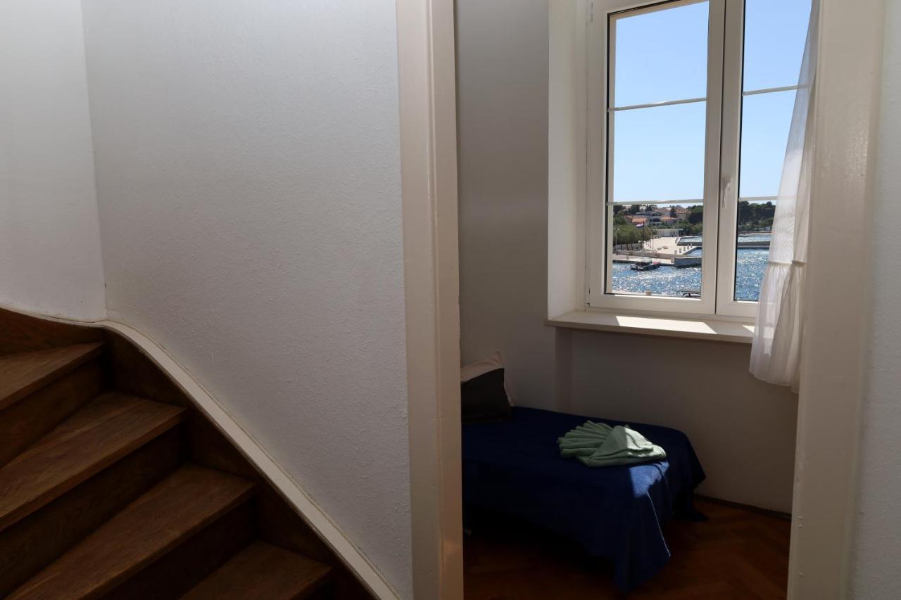 Apartman Dajana Supetar Exterior foto